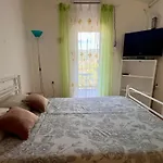 Lidija Karin Donji Appartement *