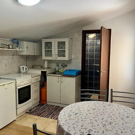 Apartamento Lidija Karin Donji