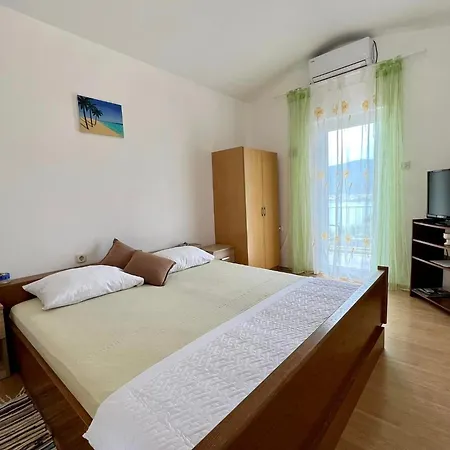 Appartement Lidija Karin Donji Donji Karin