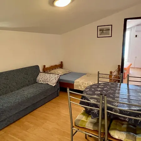 Lidija Karin Donji Donji Karin