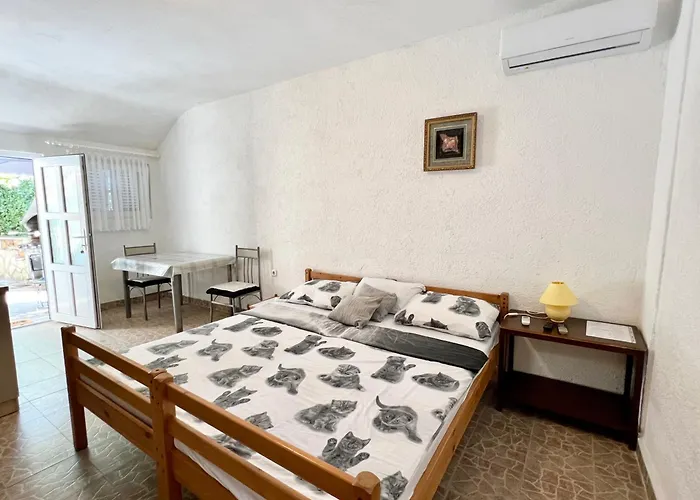 Lidija Karin Donji Apartmán