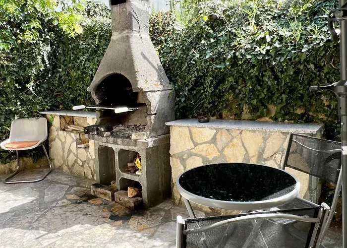 Lidija Karin Donji Apartmán *